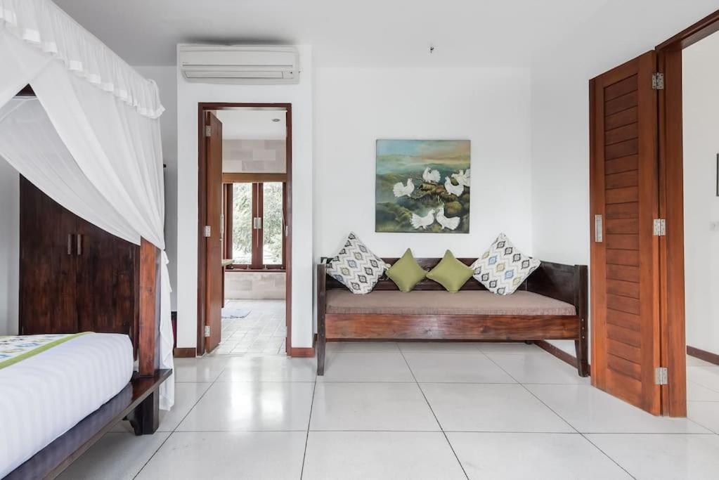Villa Annecy Seminyak Exterior foto